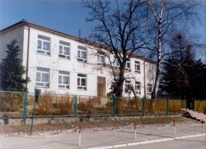 Szkoła Podstawowa w Młyńcu Pierwszym przed termomodernizacją