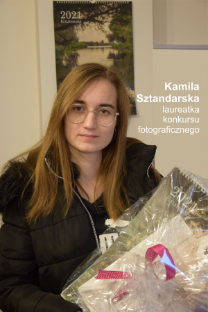 Kamila Sztandarska - zwyciężczyni gminnego konkursu fotograficznego