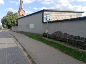 Budynek w Złotorii, na którym powstać ma mural