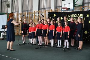 Występ szkolnego choru z Lubicza Górnego