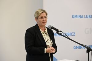 Monika Lewandowska, zastępca wójta gminy Lubicz