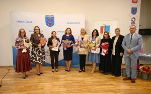 Dyrektorki szkół, przedszkola i żłobka wraz z zastępcą wójta i przewodniczącym rady gminy