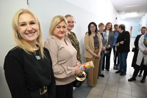 Panie nauczycielki z oddziału oraz goście