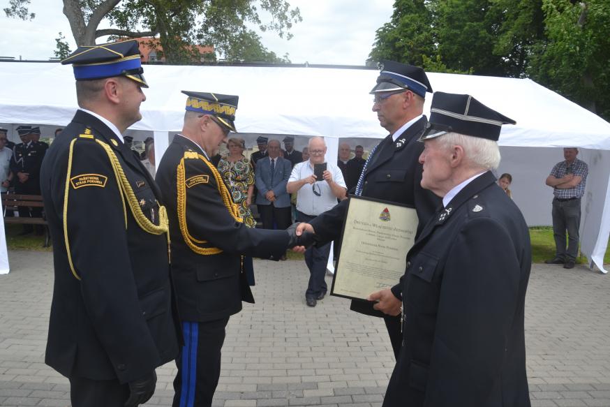 Oficjalne przyjęcie OSP Gronowo do systemu. Fot. Aneta Stopyra