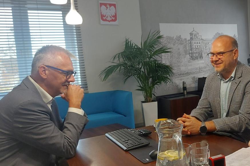 Umowa na budowę kanalizacji sanitarnej w Złotorii podpisana!