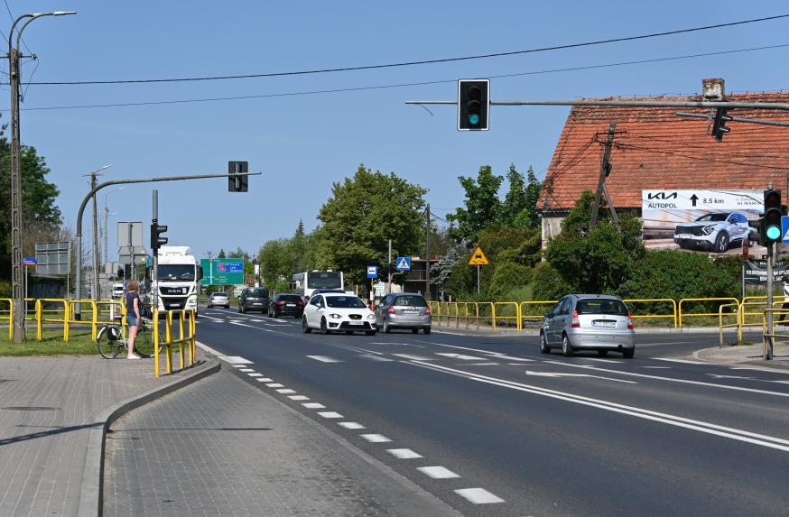 Budowa rond na krajowej „dziesiątce”